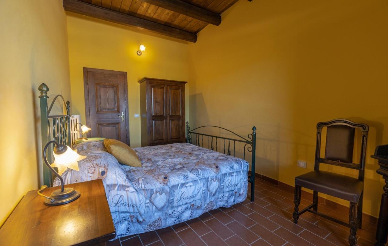 Castello Di Petecciano B&B Mosciano Sant'Angelo Bagian luar foto