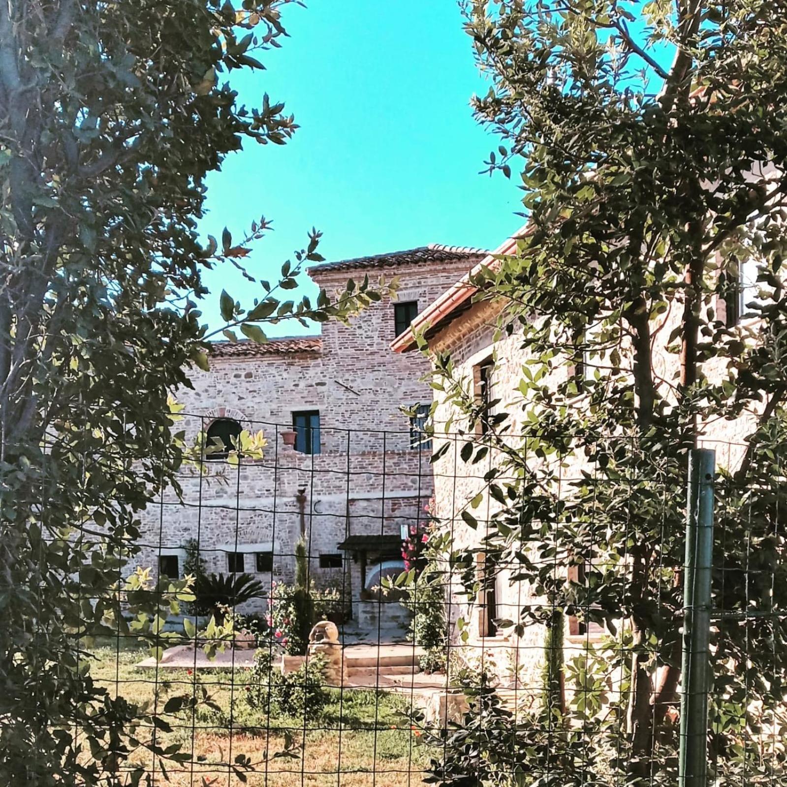 Castello Di Petecciano B&B Mosciano Sant'Angelo Bagian luar foto